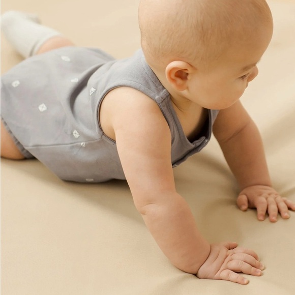 Quincy Mae Sleeveless Bubble Romper || Kites, Size 12-18 months, NWTS - Picture 4 of 7